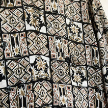 Charger l&#39;image dans la galerie, Chemise hawaïenne vintage à motifs
