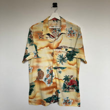 Charger l&#39;image dans la galerie, chemise-hawaienne-homme-vintage-jaune
