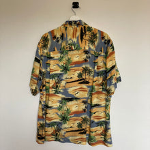 Charger l&#39;image dans la galerie, chemise-hawaienne-homme-vintage-multicolore
