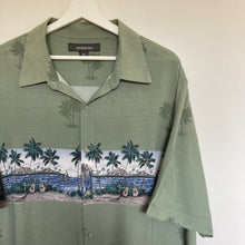 Charger l&#39;image dans la galerie, chemise-hawaienne-vintage-a-fleur
