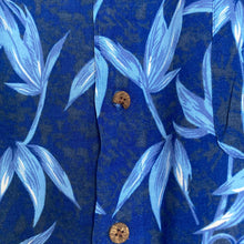 Charger l&#39;image dans la galerie,    chemise-hawaienne-vintage-homme-a-fleurs
