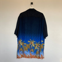 Charger l&#39;image dans la galerie, chemise-hawaienne-vintage-homme-a-fleurs-coloree
