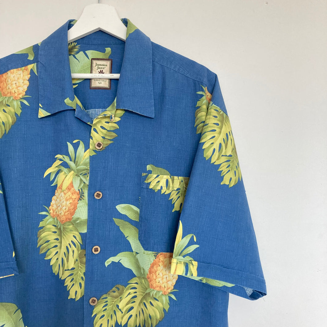 chemise-hawaienne-vintage-homme-en-soie-fleurs-et-ananas