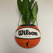 Charger l&#39;image dans la galerie, deco-ballon-de-basket-wilson-vase-plante-pot-de-fleur

