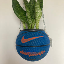 Charger l&#39;image dans la galerie, deco-basketball-vintage-ballon-de-basket-nike
