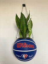 Charger l&#39;image dans la galerie, decoration-plante-ballon-de-basket-wilson-pot-de-fleurs-vase
