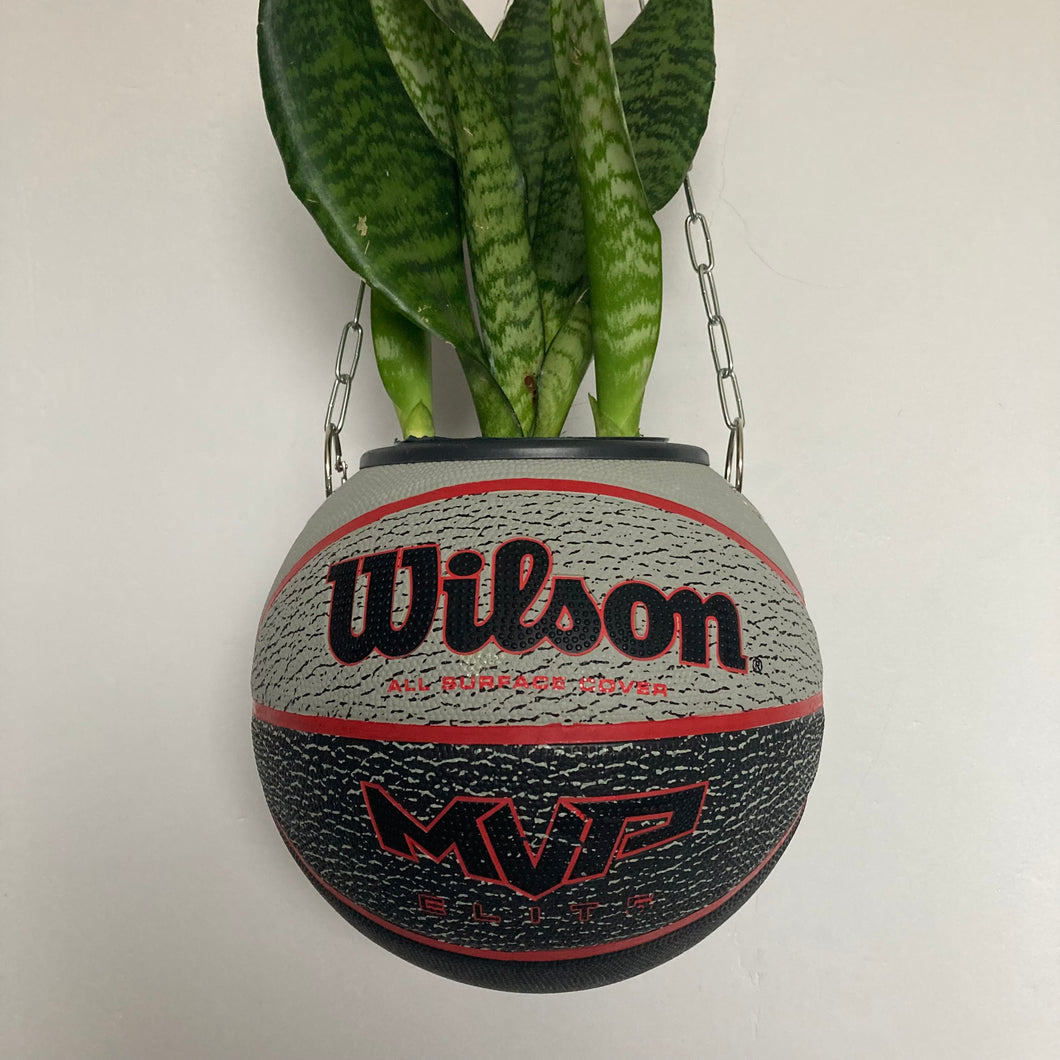 decoration-sneakers-pot-de-fleurs-plante-ballon-de-basketball-planter-wilson