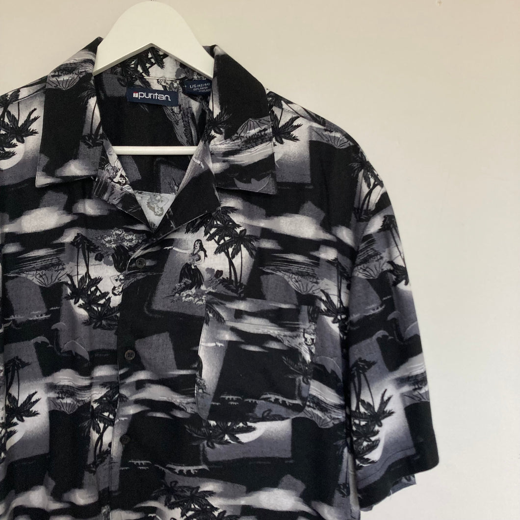 Chemise hawaïenne noire et blanche (L/XL)