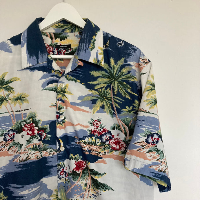 Chemise hawaïenne vintage à fleurs et à motifs pour homme