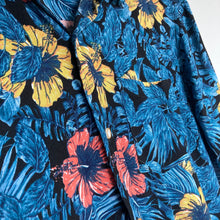 Charger l&#39;image dans la galerie, Chemise hawaïenne à fleurs pour homme et pour femme
