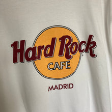 Charger l&#39;image dans la galerie, Tee-shirt vintage blanc Hard Rock Café Madrid (M/L)
