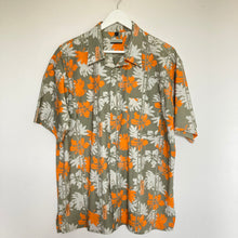 Charger l&#39;image dans la galerie, Chemise hawaïenne vintage C&amp;A à fleurs pour homme et femme
