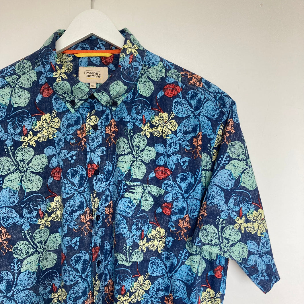 Chemise hawaïenne à fleurs pour homme grande taille - 100% coton et couleur bleu foncé et pastel