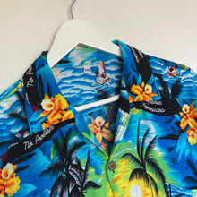 Charger l&#39;image dans la galerie, Chemise hawaïenne bleue à fleurs (XL/2XL)
