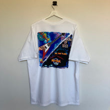 Charger l&#39;image dans la galerie, T-shirt blanc vintage 90’s Hard Rock Café Orlando Made in USA
