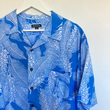 Charger l&#39;image dans la galerie, Chemise hawaïenne bleue et blanche (L)
