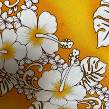 Charger l&#39;image dans la galerie, Chemise hawaïenne vintage à fleurs (M/L)
