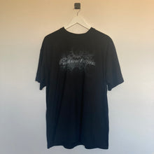 Charger l&#39;image dans la galerie, T-shirt noir imprimé au dos Amphi Festival (XL)
