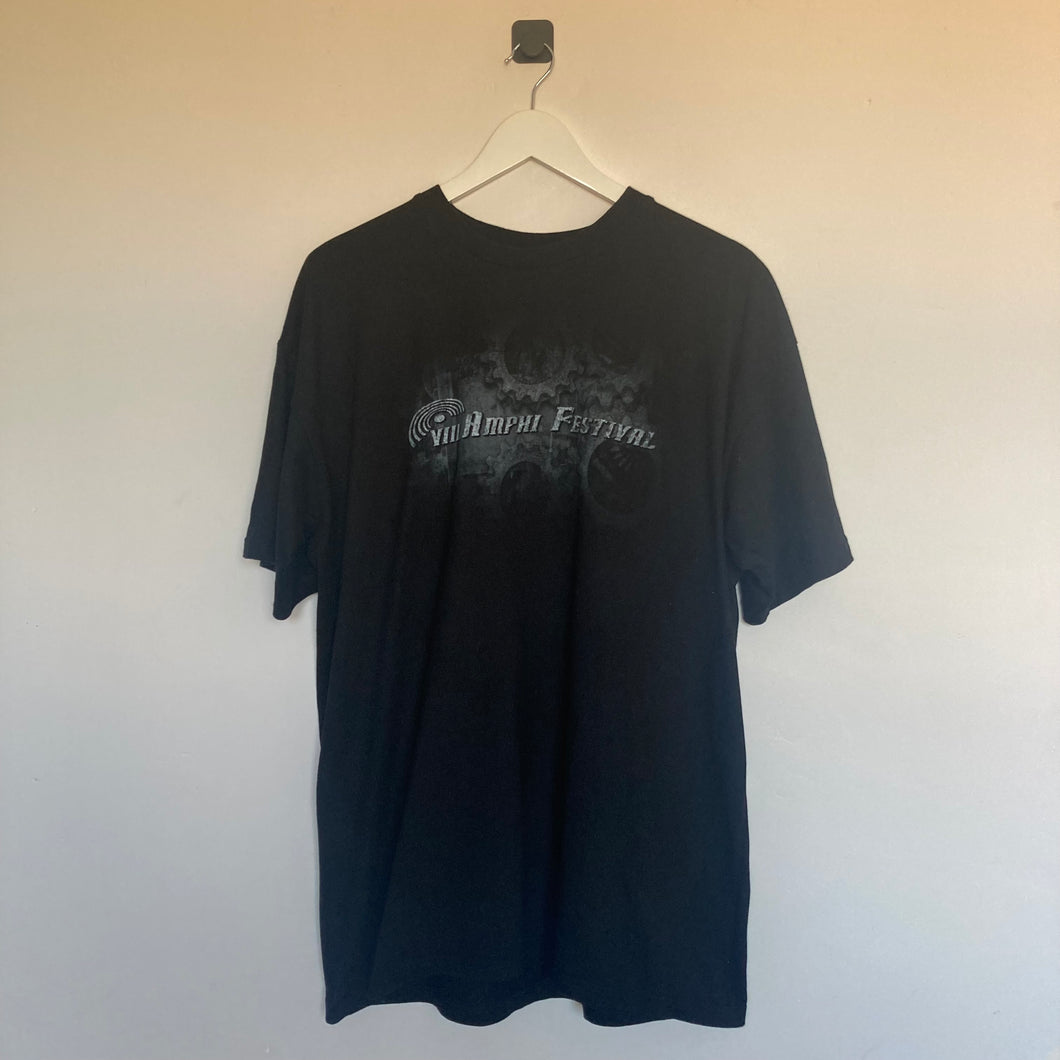 T-shirt noir imprimé au dos Amphi Festival (XL)