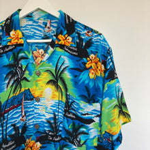 Charger l&#39;image dans la galerie, Chemise hawaïenne bleue à fleurs pour soirée
