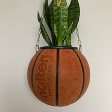 Charger l&#39;image dans la galerie, pot-de-fleurs-ballon-de-basket-vase-basketball-planter
