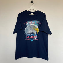 Charger l&#39;image dans la galerie,      t-shirt-bleu-marine-homme-vintage-imprime-aigle-usa-etats-unis
