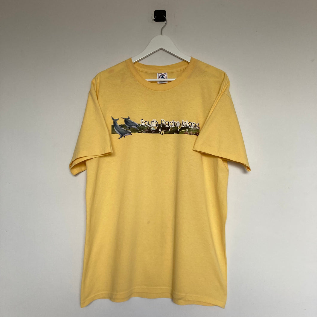       t-shirt-vintage-homme-jaune-pastel-a-imprime-motif