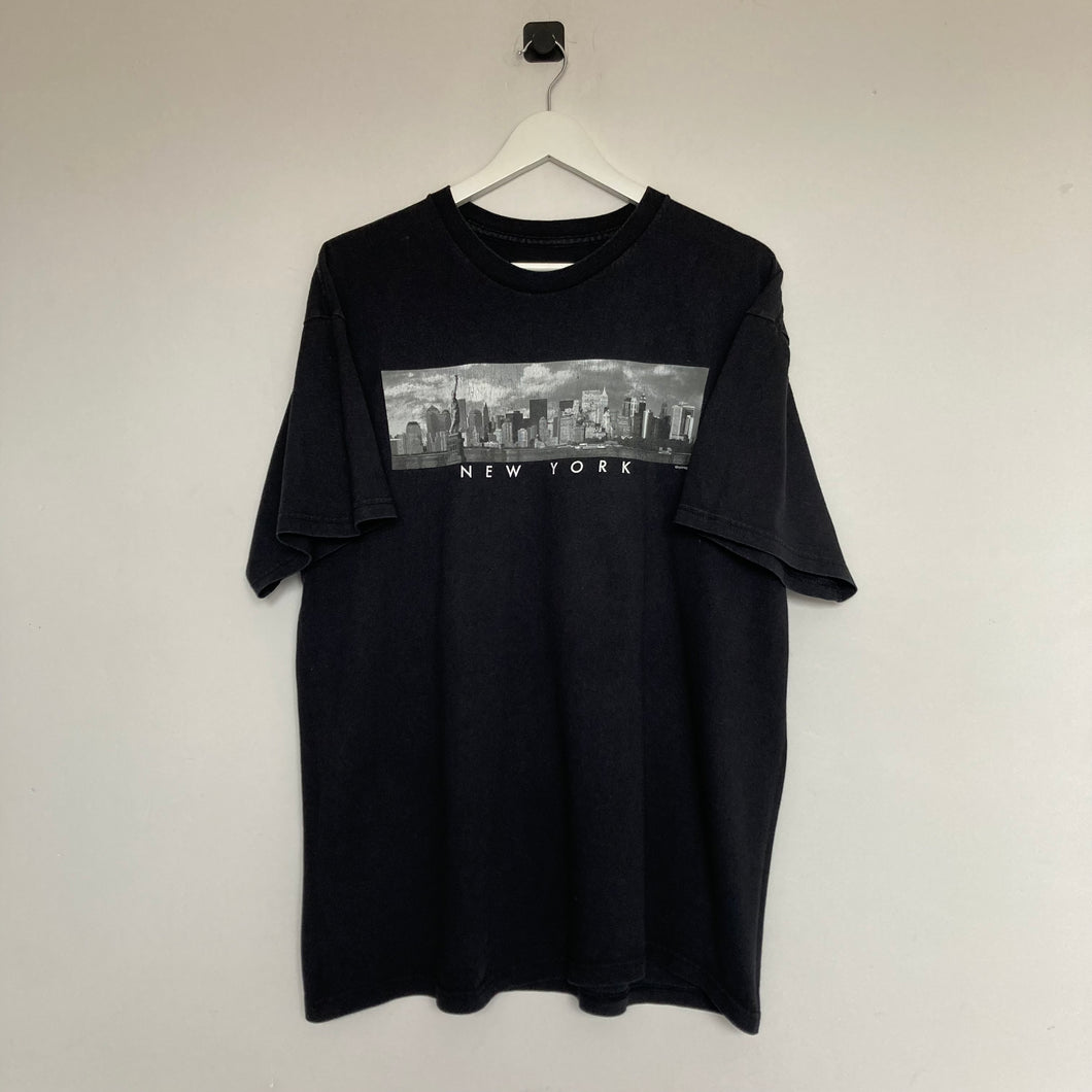      t-shirt-vintage-homme-noir-imprime-motif-new-york