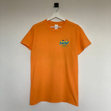 Charger l&#39;image dans la galerie,     t-shirt-vintage-homme-orange-a-imprime
