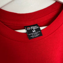 Charger l&#39;image dans la galerie,     t-shirt-vintage-homme-rouge-imprime-canada
