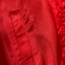 Charger l&#39;image dans la galerie, veste-vintage-rouge-imprime-au-dos-made-in-usa
